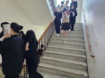 2023.05.16.(ȭ) ȭ����� �ι��� �Ʒ� ÷���̹���