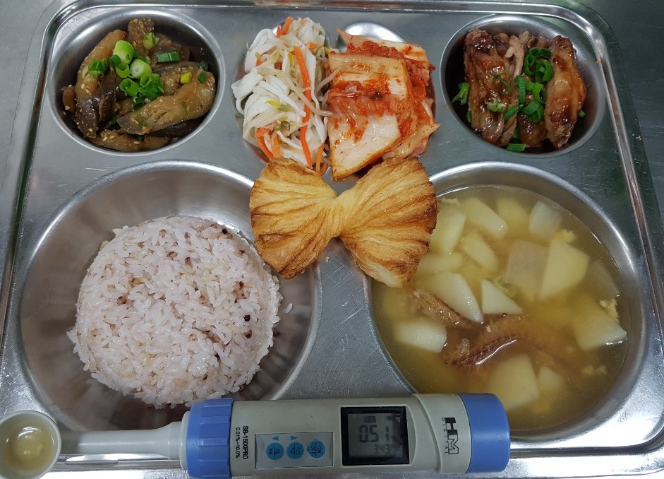 ���Ļ���