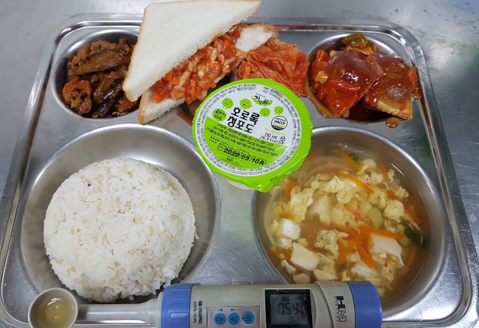 ���Ļ���