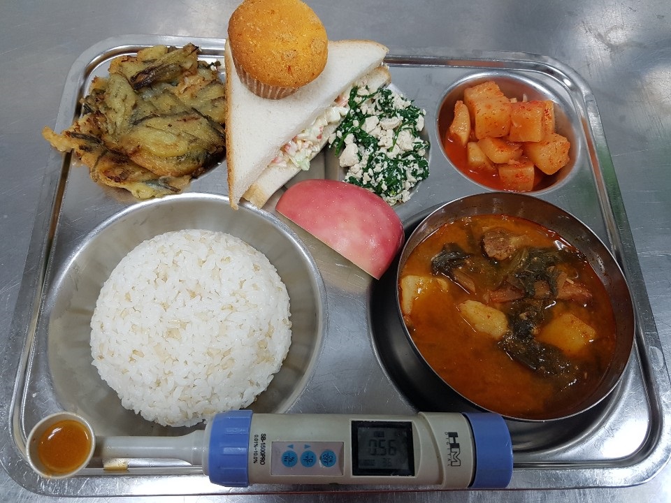 ���Ļ���