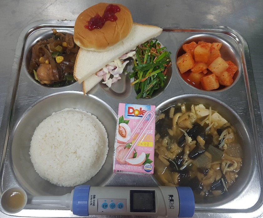 ���Ļ���