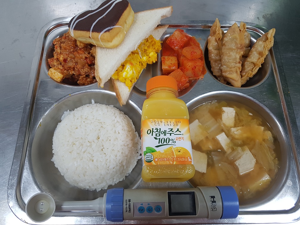 ���Ļ���