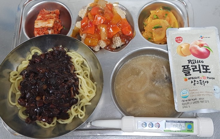 ���Ļ���