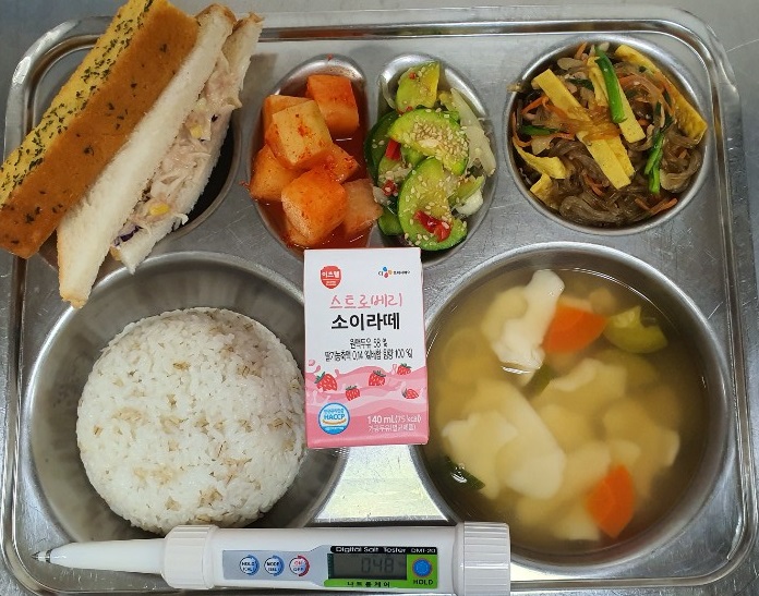 ���Ļ���