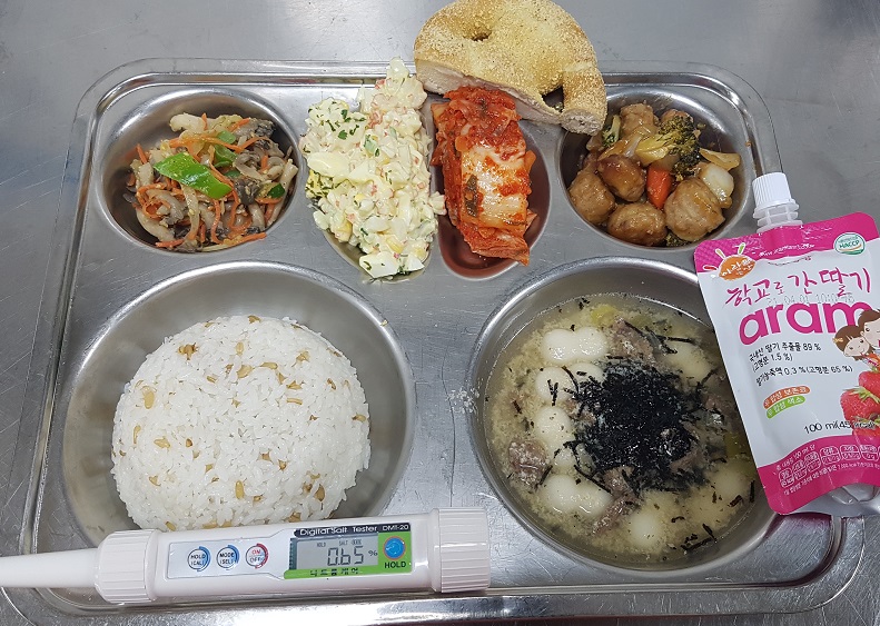 ���Ļ���