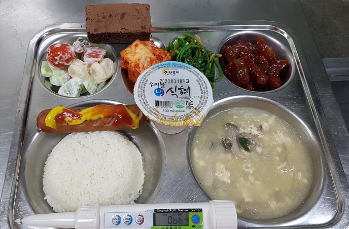 ���Ļ���