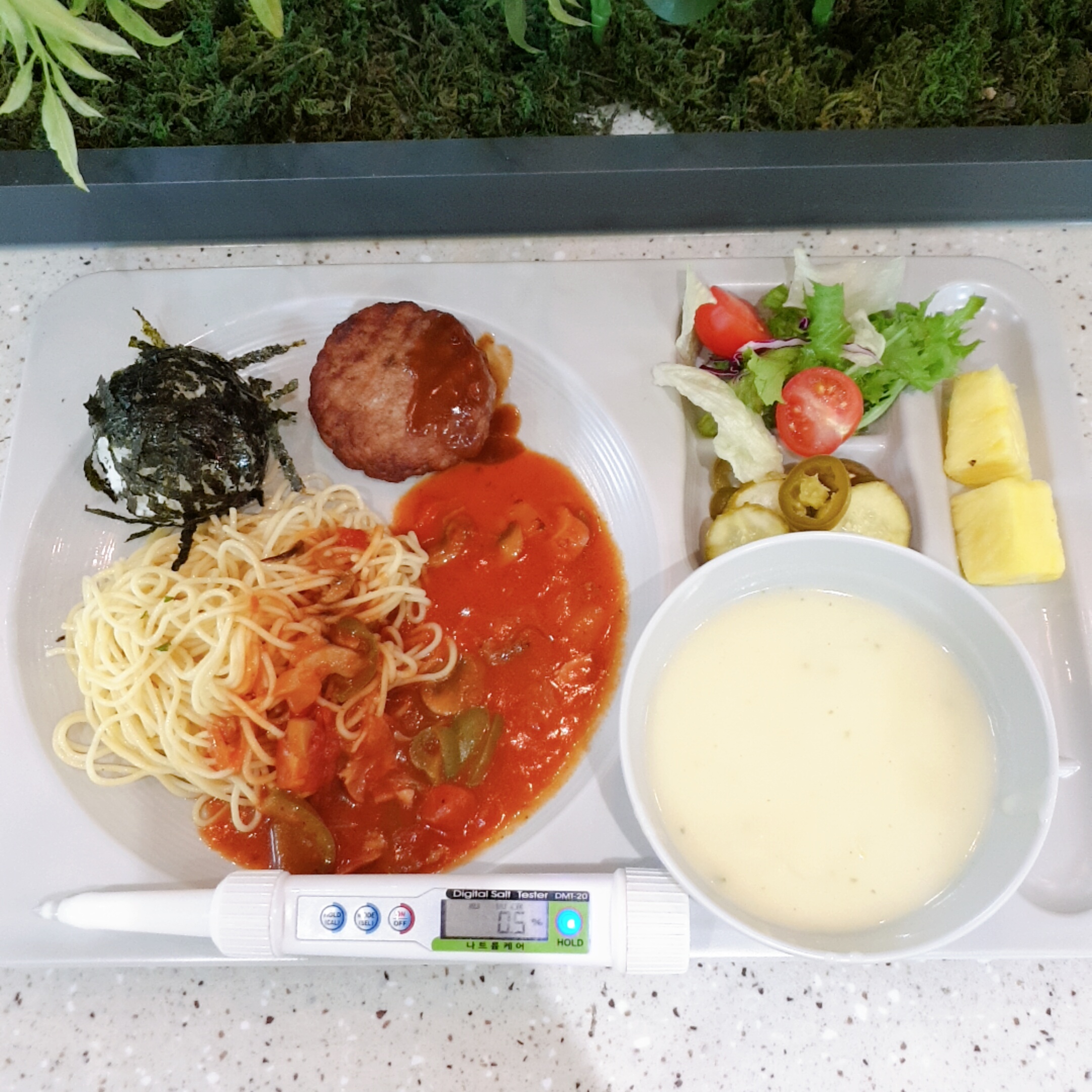 ���Ļ���