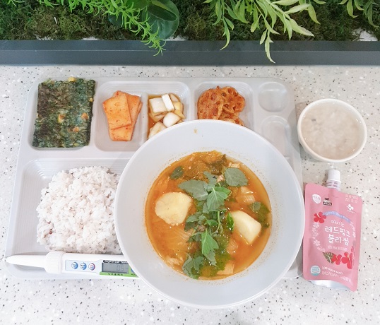 ���Ļ���