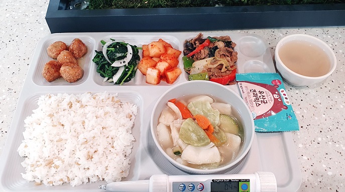 ���Ļ���