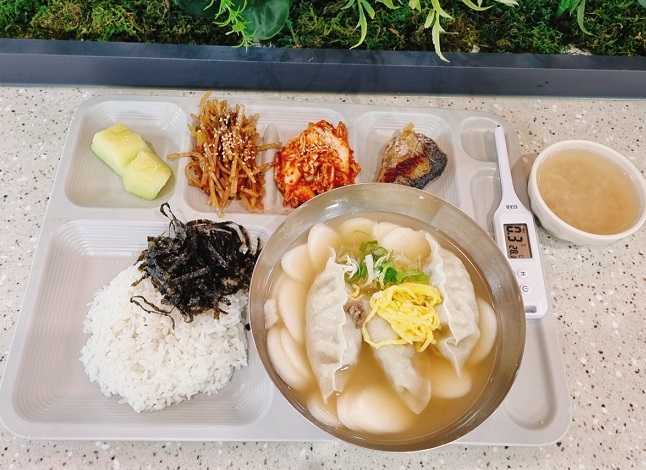 ���Ļ���