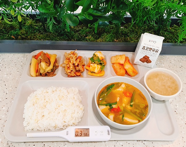 ���Ļ���