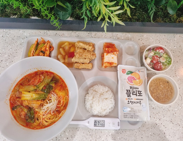 ���Ļ���