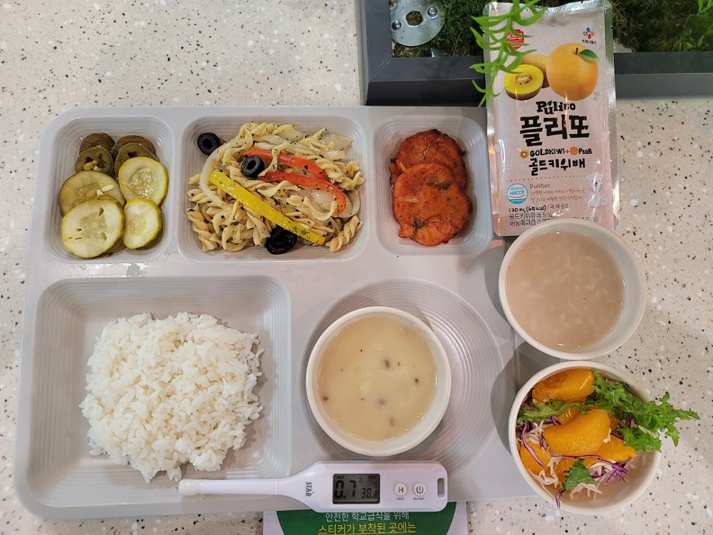 ���Ļ���